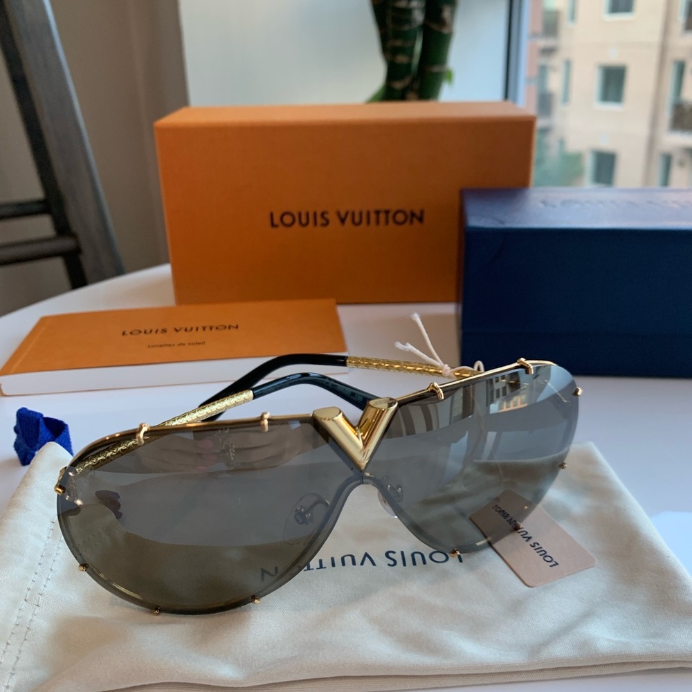 LV authentic sunglasses, brand new with tag.